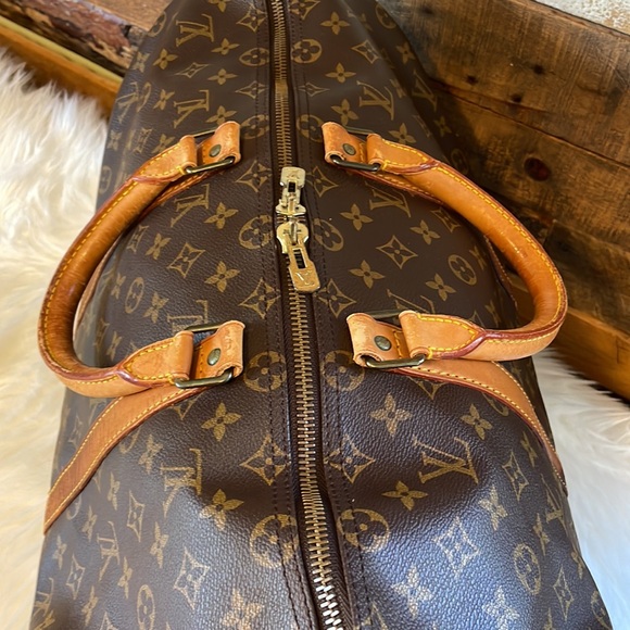 Louis Vuitton Monogram Keepall 50 - Picture 4 of 15